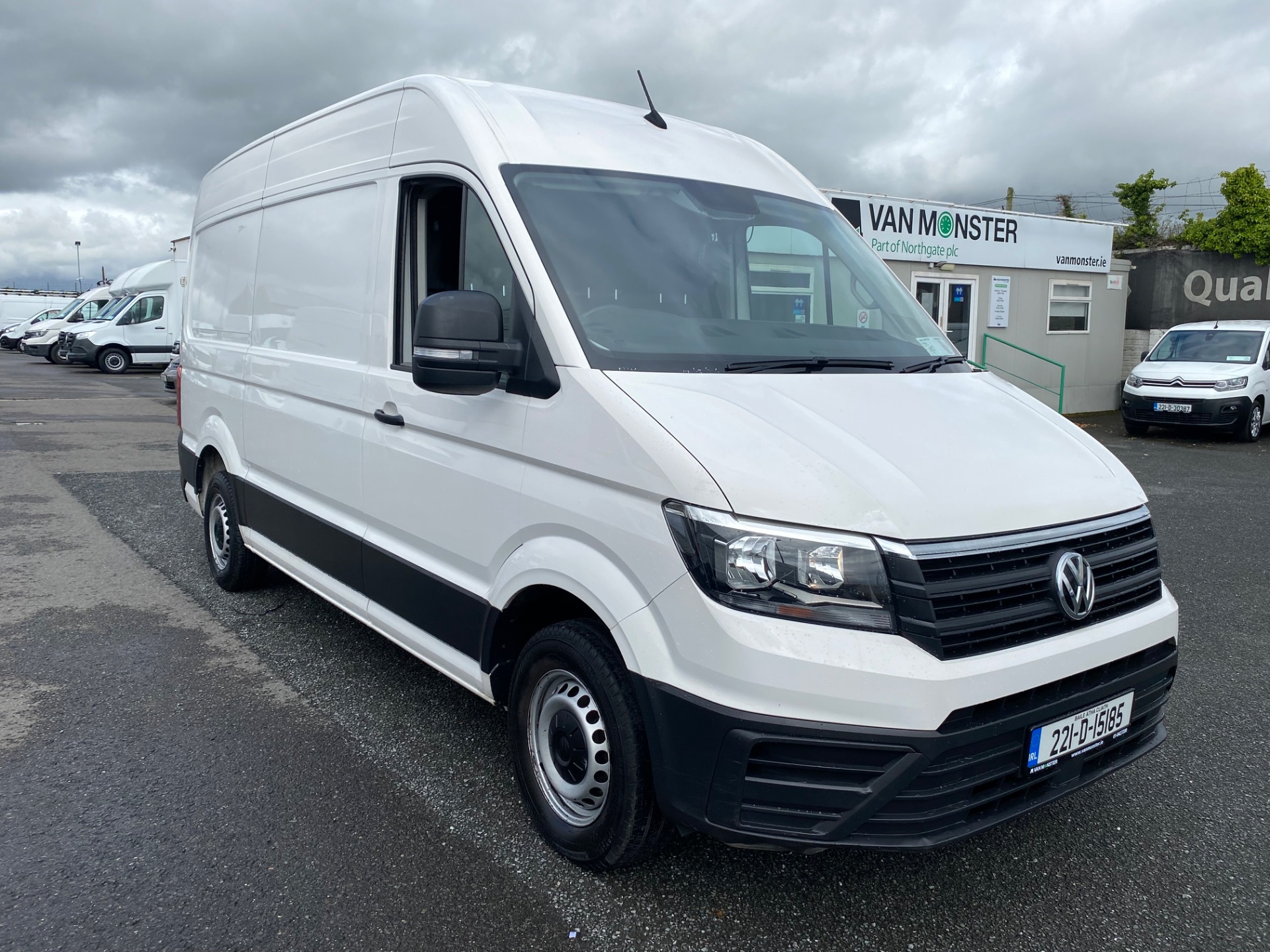 2022 Volkswagen Crafter 35 MWB 140HP M6F 5DR (221D15185)