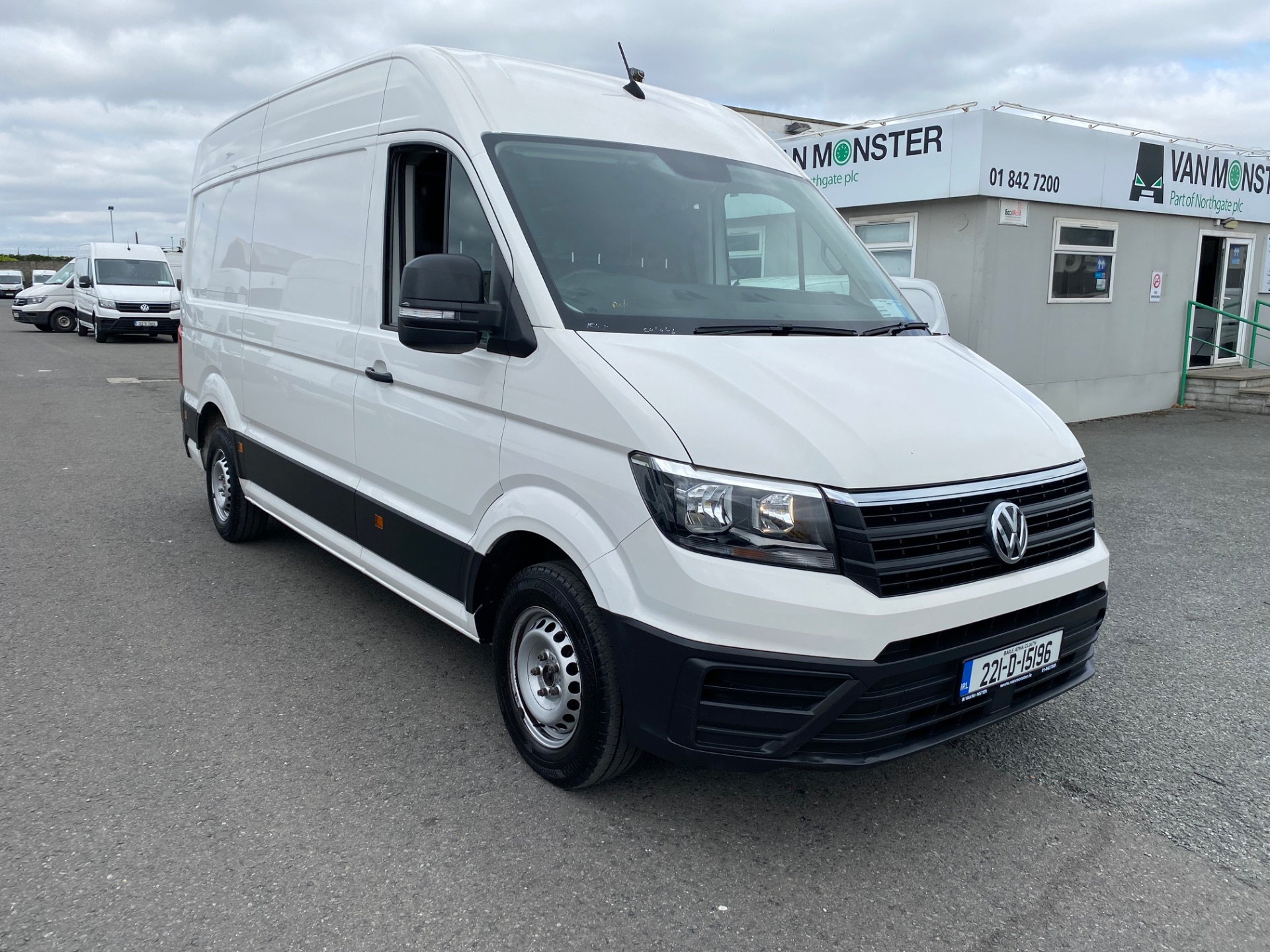 2022 Volkswagen Crafter 35 MWB 140HP M6F 5DR (221D15196)