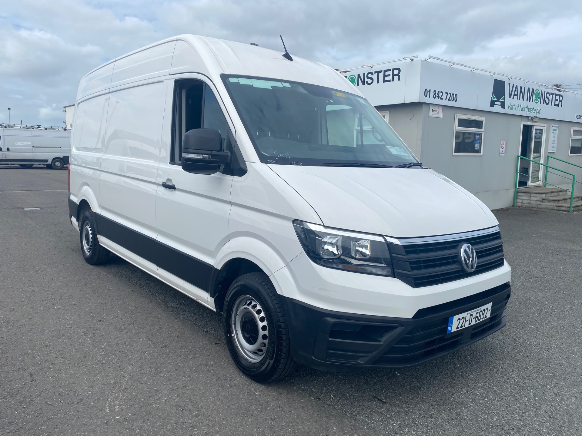 2022 Volkswagen Crafter 35 MWB 140HP M6F 5DR (221D6692)